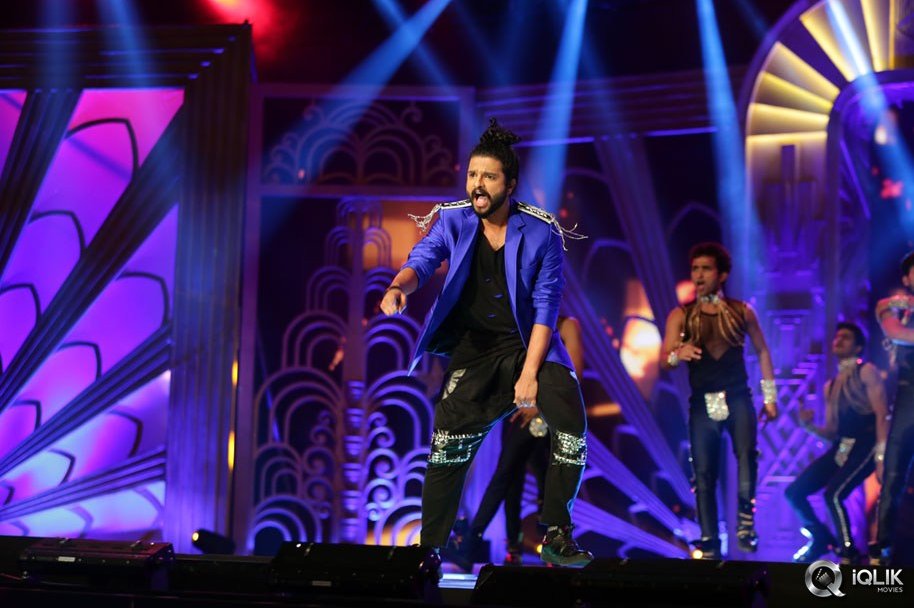 South-Indian-International-Movie-Awards-2016-Day-2